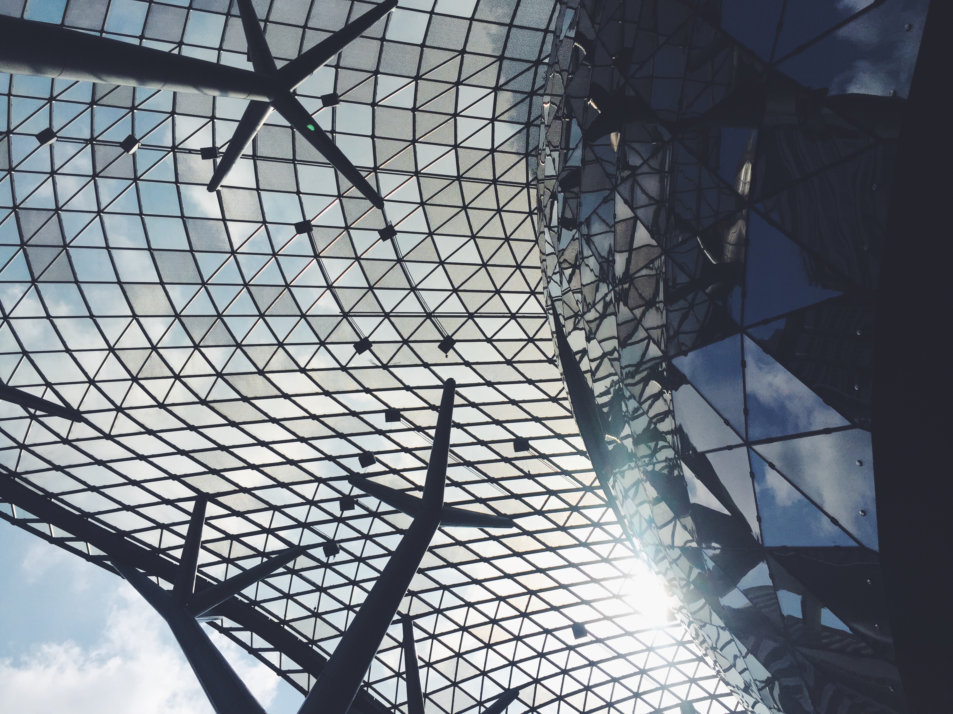 Processed with VSCOcam with f2 preset