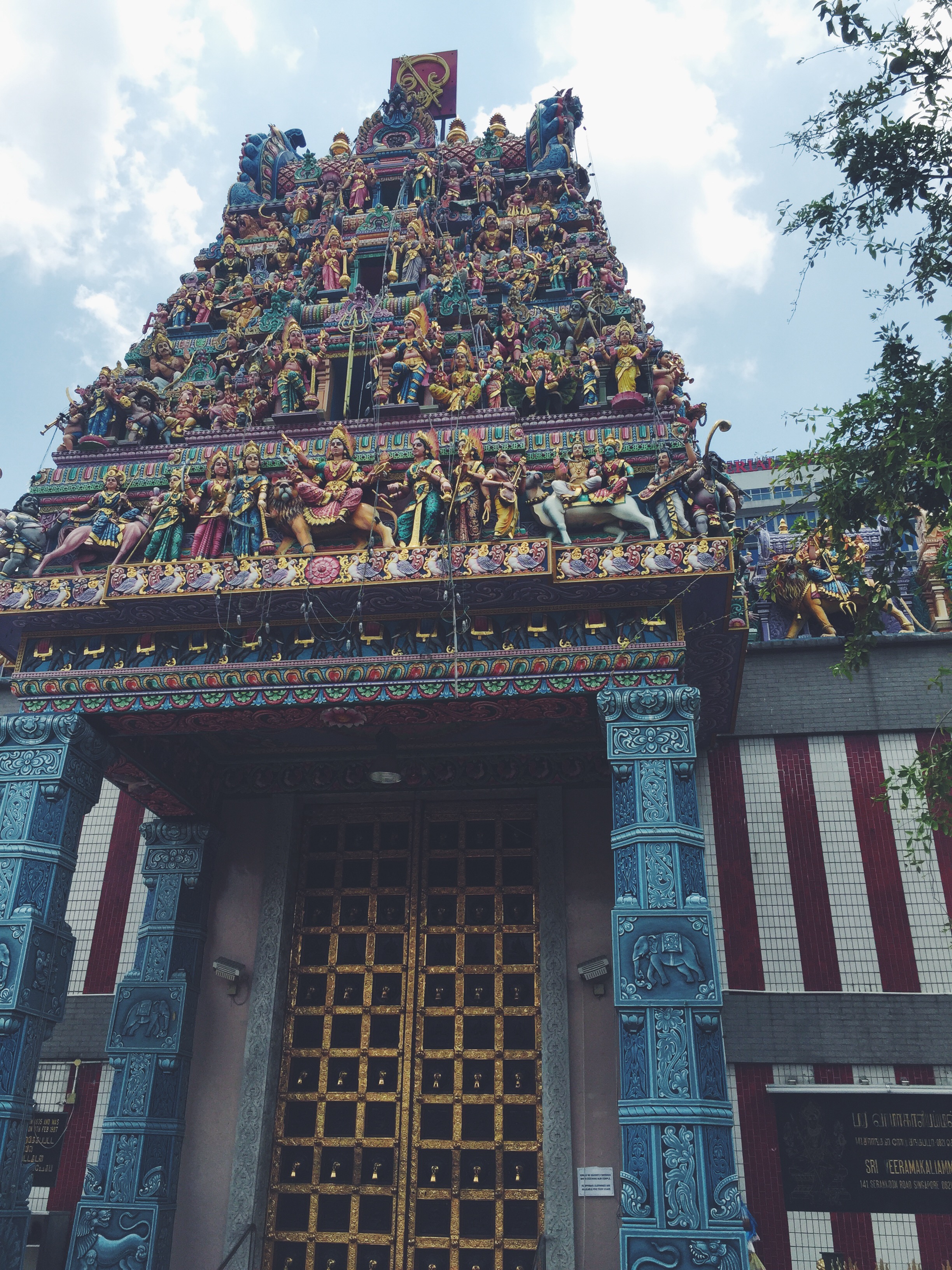 Processed with VSCOcam with f2 preset